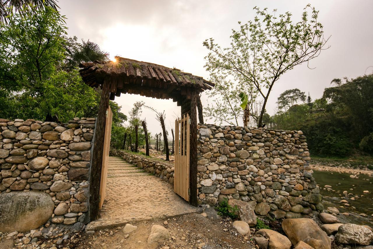 Tavan Riverside Ecolodge Sapa Exteriör bild